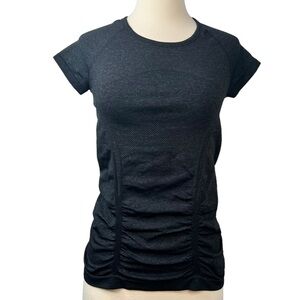 Athleta Charcoal Gray Fitted Short Sleeve Workout Top S